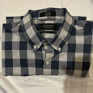 BOGO Nordstrom‘s Men’s Regular fit XL Long Sleeve Button Down Blue Plaid Shirt